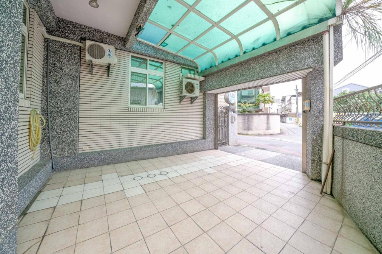 Wind Blown Homestay Hualien Buitenkant foto